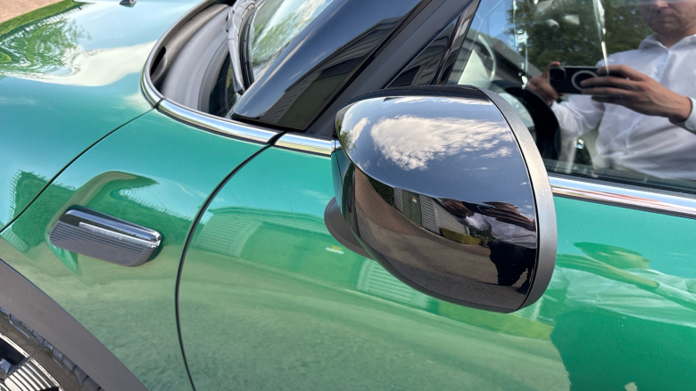MINI Hatchback 1.5 Cooper Exclusive 5dr Auto Petrol Hatchback